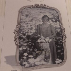 Decorative Vintage Style Photo Frame